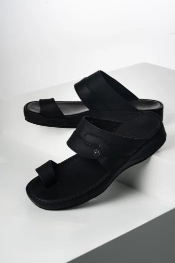 Men's black open toe ring sandal by Lozari lzr01