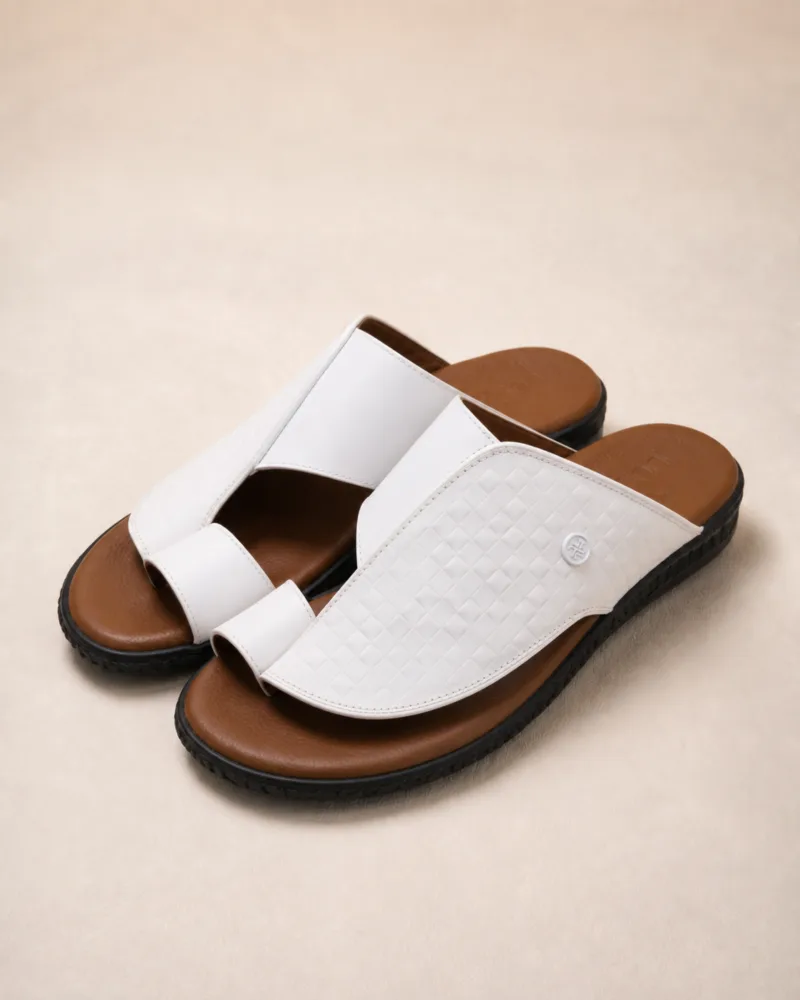 Men's white closed toe ring sandal by Lozari fl0913
